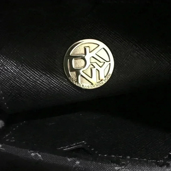 DKNY Black leather satchel handbag - Picture 8 of 8
